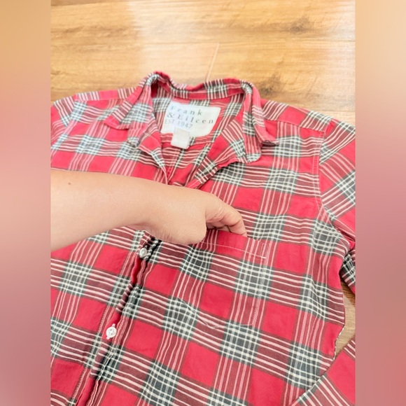 Frank & Eileen Plaid Barry Cotton Button-Up Shirt Red Womens-Medium - Picture 3 of 9